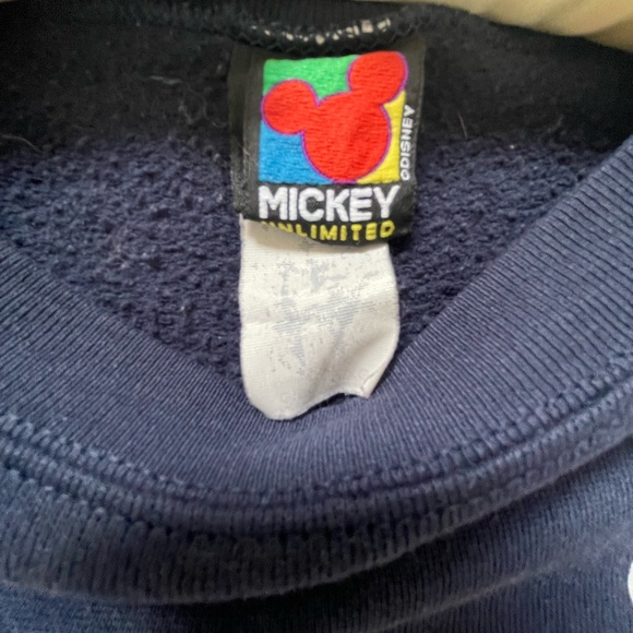 Vintage Disney Sweater - Picture 5 of 5